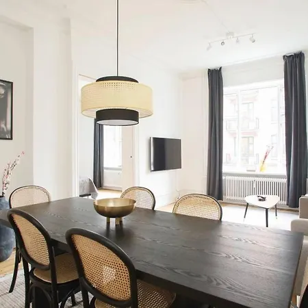 3 Bedroom Flat With Balcony In Peaceful Neighbourhood 아파트 코펜하겐